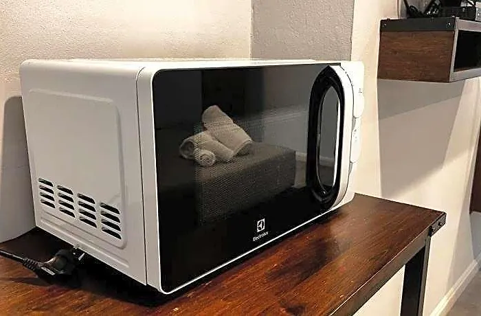 Отель Wire Prakanong 2*